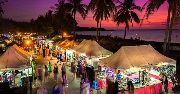 Mindil Beach Sunset Market Darwin travel guide