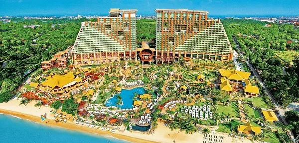 Centara Grand Mirage Beach Resort Pattaya